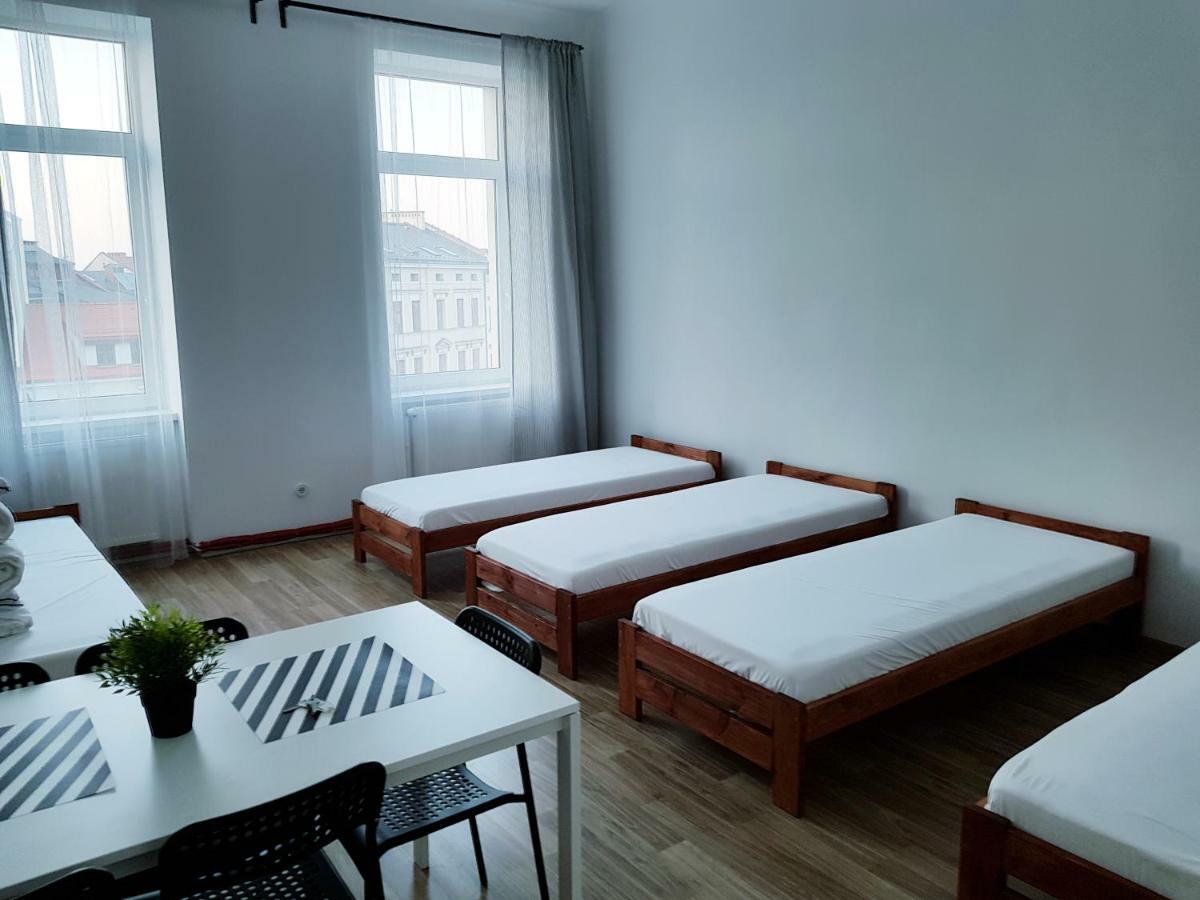 Sleep Time Hostel Бельсько-Бяла Екстер'єр фото